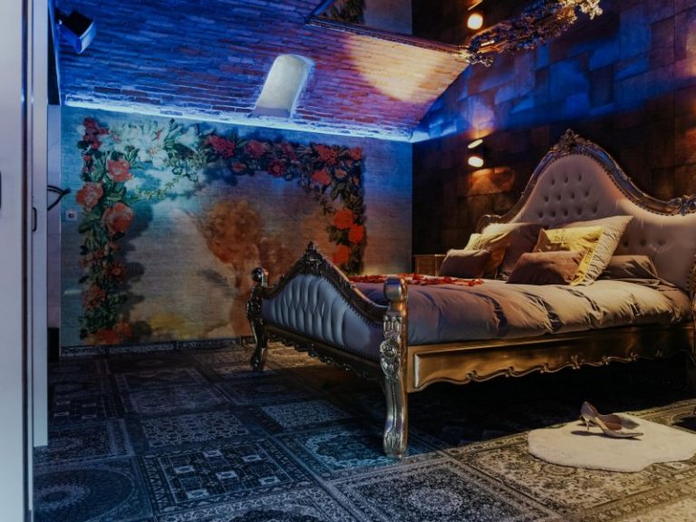 Découvrez la Love Room : un espace romantique à Grasse