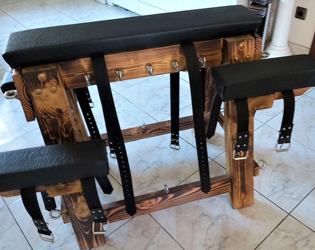 Banc BDSM Portable Violet - Mobilier De Fessée Et Contrainte - Neuf