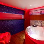 Offrez-vous un séjour romantique près du Parc Monceau à Paris avec nos offres promos exclusives