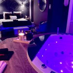 Découvrez comment réserver votre loveroom en pleine nature