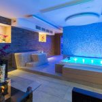 Détente et luxe : les hôtels avec jacuzzi privatif en Bretagne