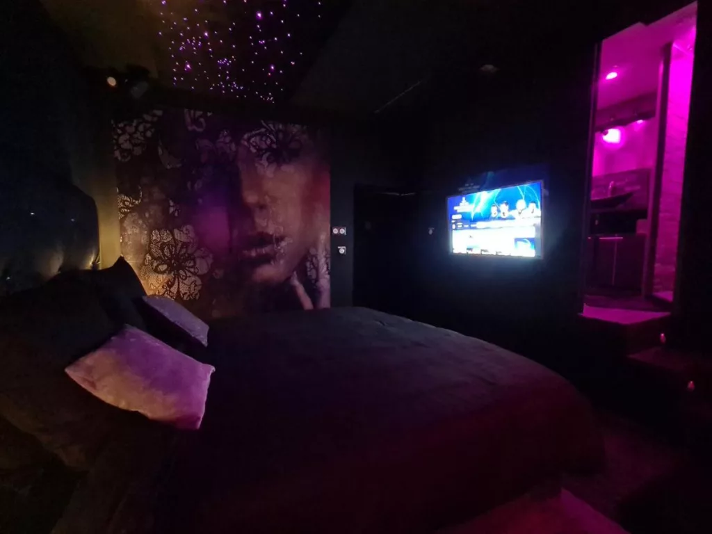 Loveroom Sexyloveroom à Rivesaltes4
