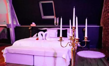 Love Room Nancy : Une expérience romantique unique sur Airbnb