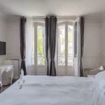 plongée dans l&rsquo;univers romantique de l&rsquo;Aixtase, la love room idéale pour la Saint-Valentin à Aix-les-Bains