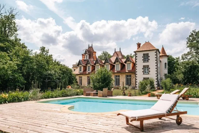 Château du Guérinet, love room à Saint-Priest-Bramefant