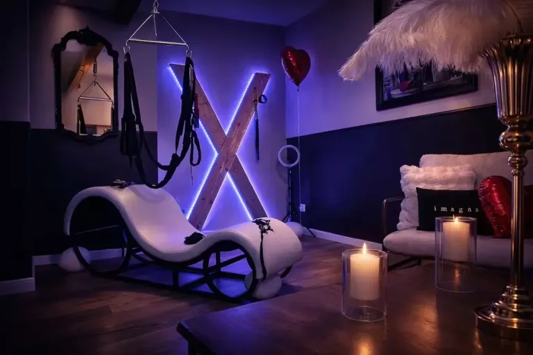 L'Après Minuit, love room à Mons