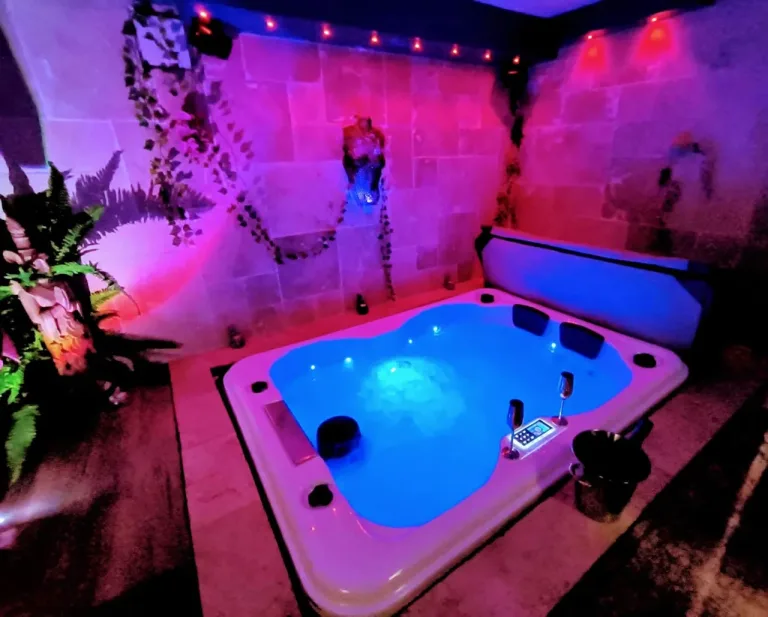 Le Boudoir de Cormelles, love room à Cormelles-le-Royal